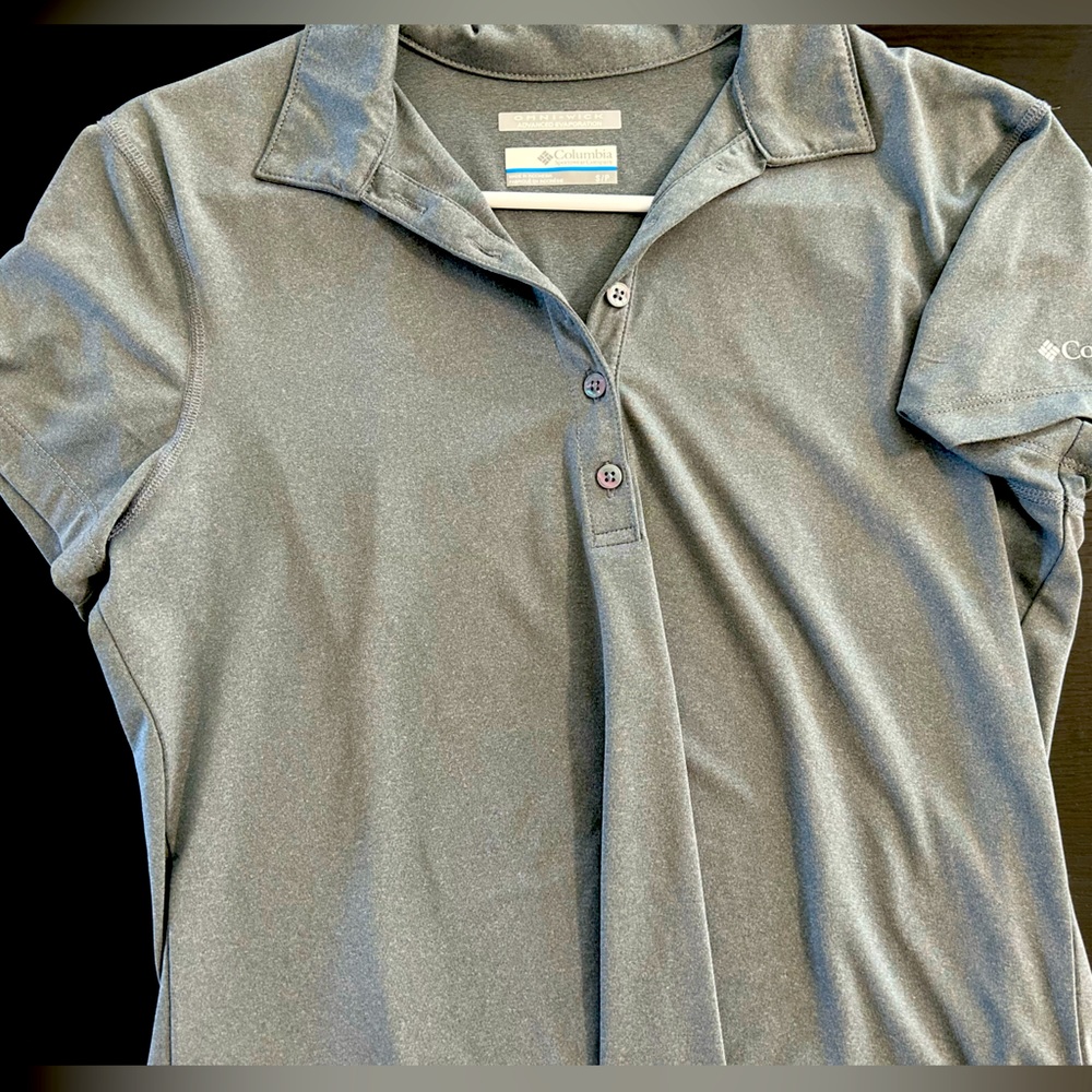 Columbia women’s short sleeve.